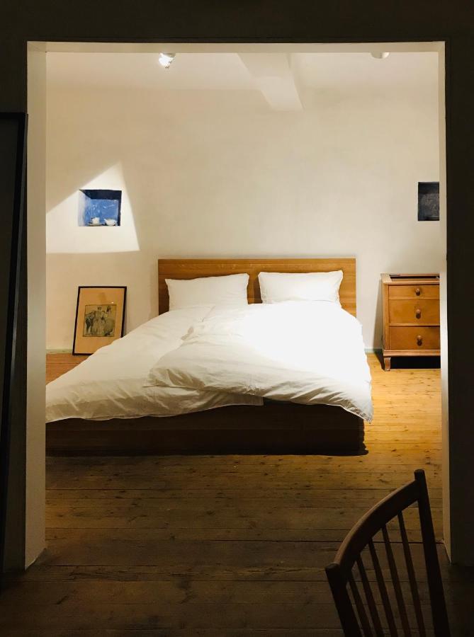 Boutique-Ferienwohnung Im Alten Weinhaus Moser กรุนชตัดท์ ภายนอก รูปภาพ