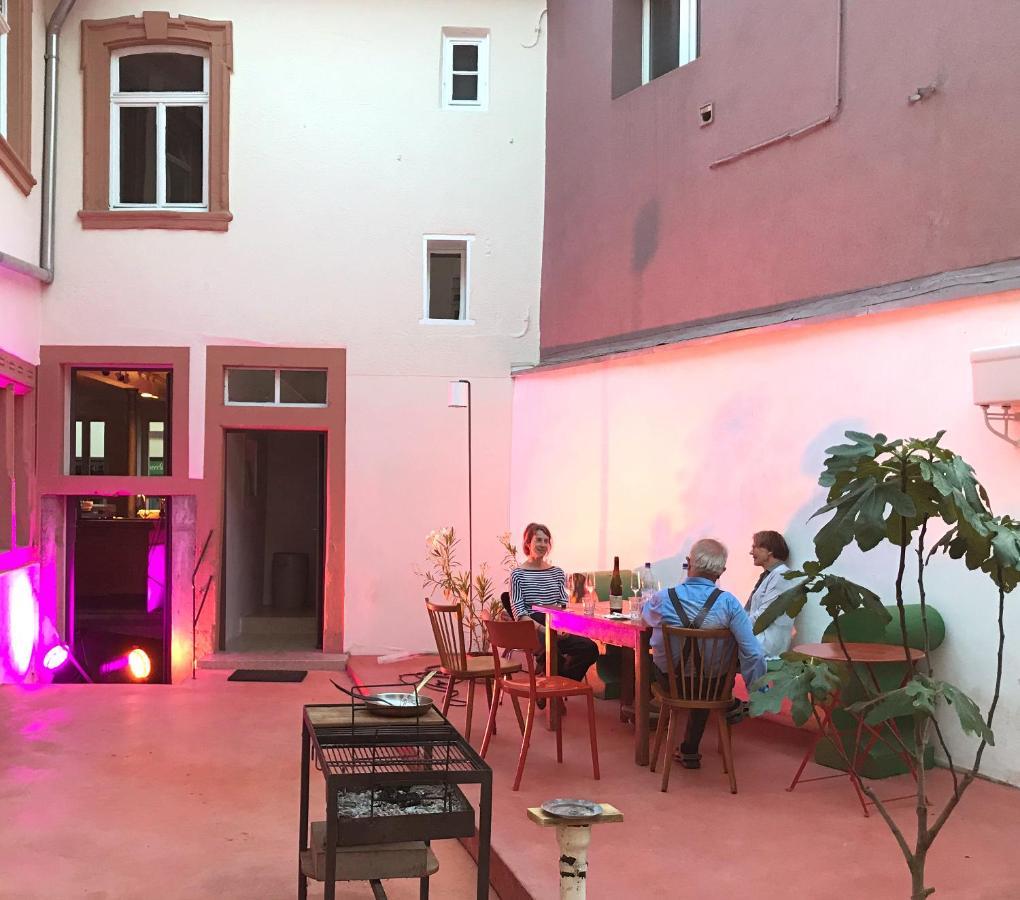 Boutique-Ferienwohnung Im Alten Weinhaus Moser กรุนชตัดท์ ภายนอก รูปภาพ